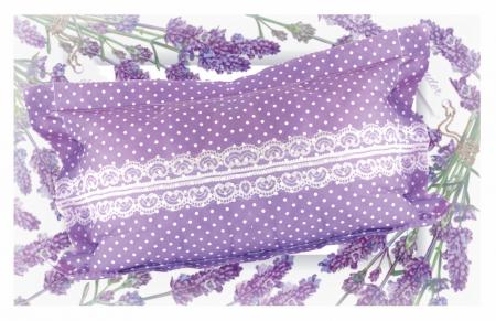 Handmade Design - Lavendelkissen - Duftkissen - Zierkissen mit echtem Lavendel (Lila - mit Spitzenband, 24 x 39 cm)